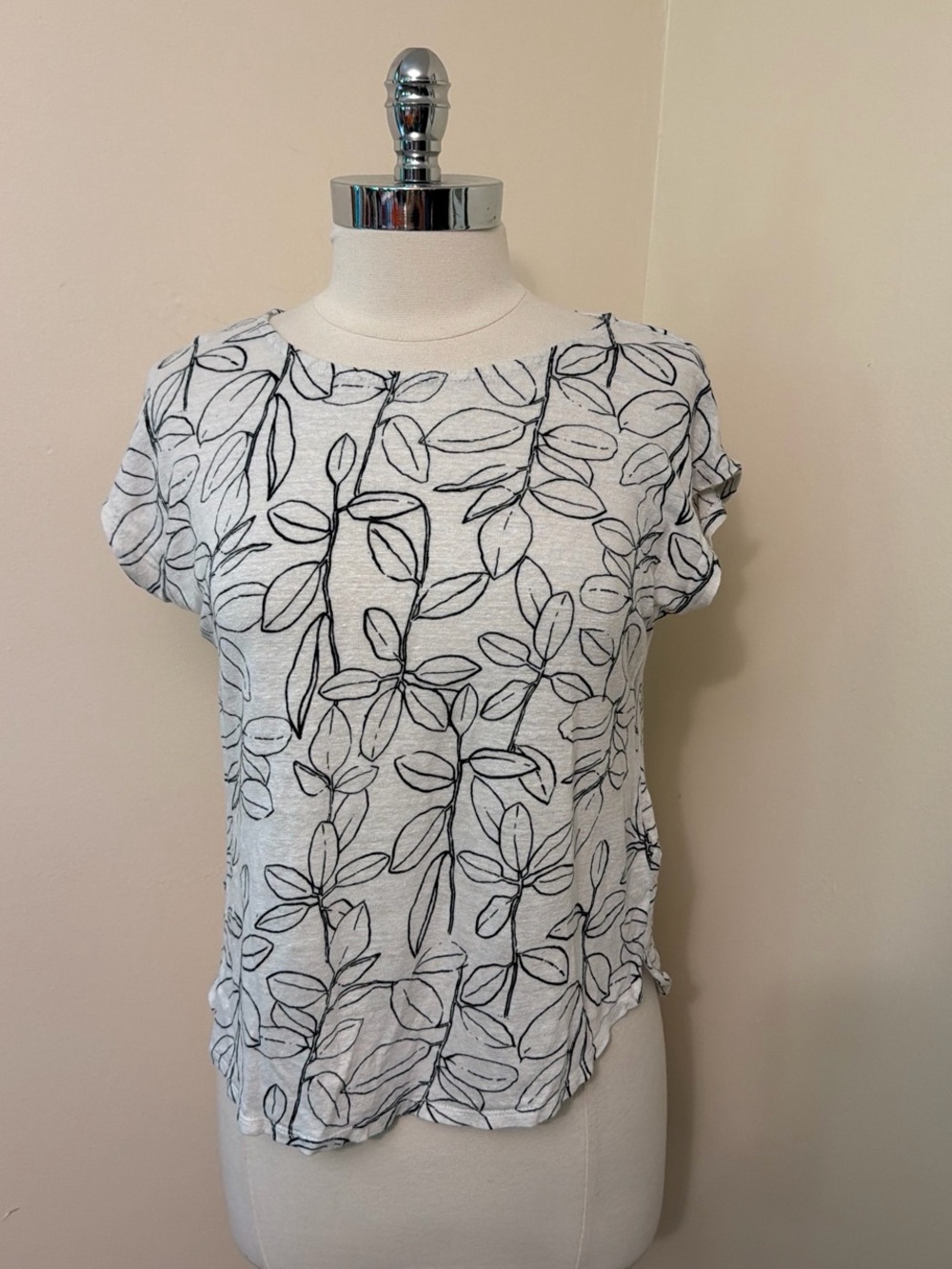 Cynthia Rowley White & Black Plant Print Linen T Shirt M